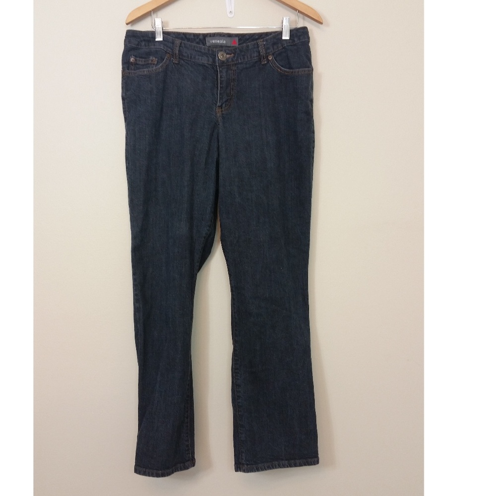 Lane Bryant low rise bootcut size 16